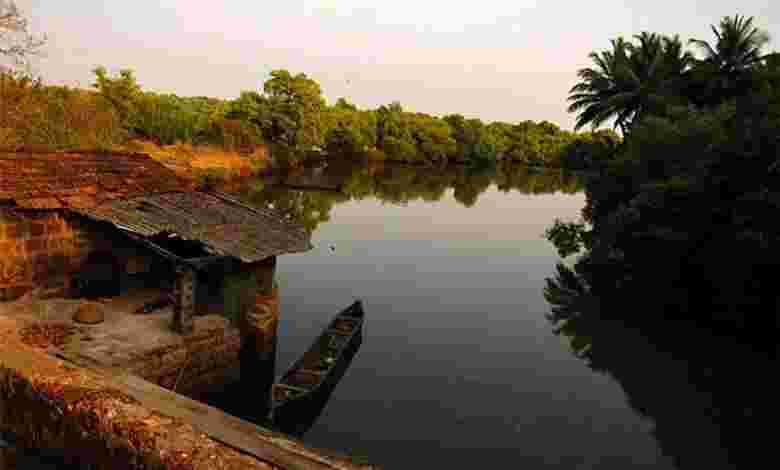 Curtorim Lake