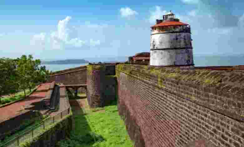 Explore Goa’s many Forts
