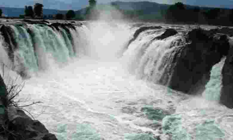 Hogenakkal Falls, Tamil Nadu